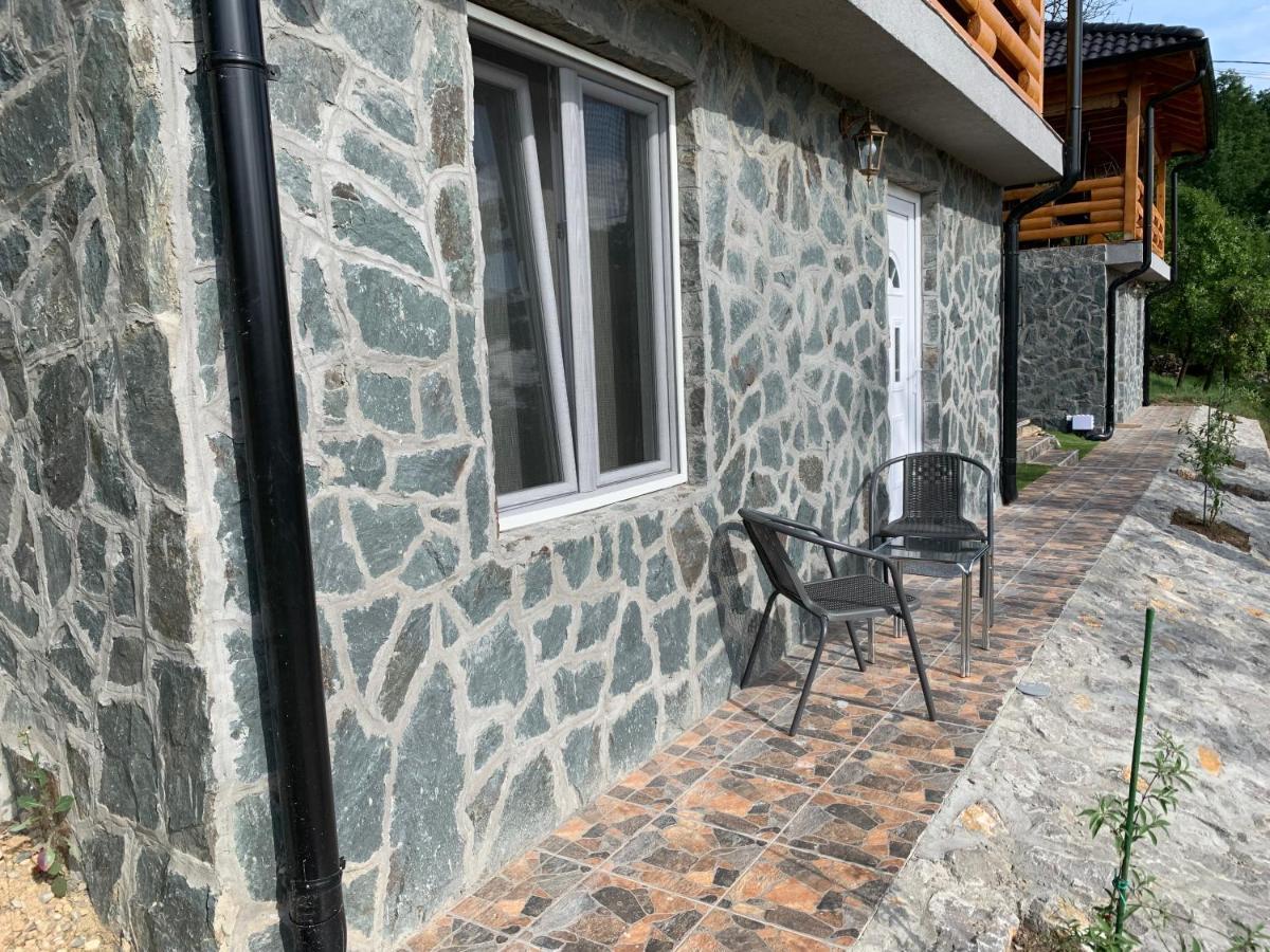 Boja Zalaska - Kameni Apartman Ягодина Экстерьер фото
