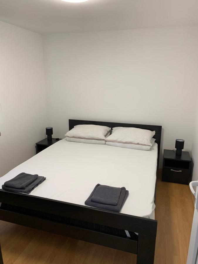 Boja Zalaska - Kameni Apartman Ягодина Экстерьер фото