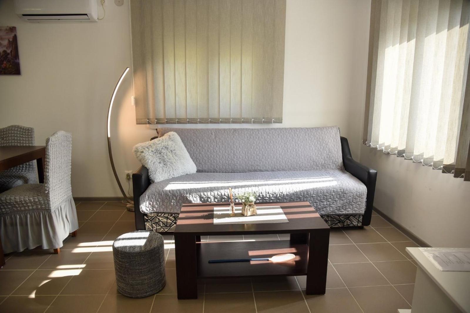 Boja Zalaska - Kameni Apartman Ягодина Экстерьер фото